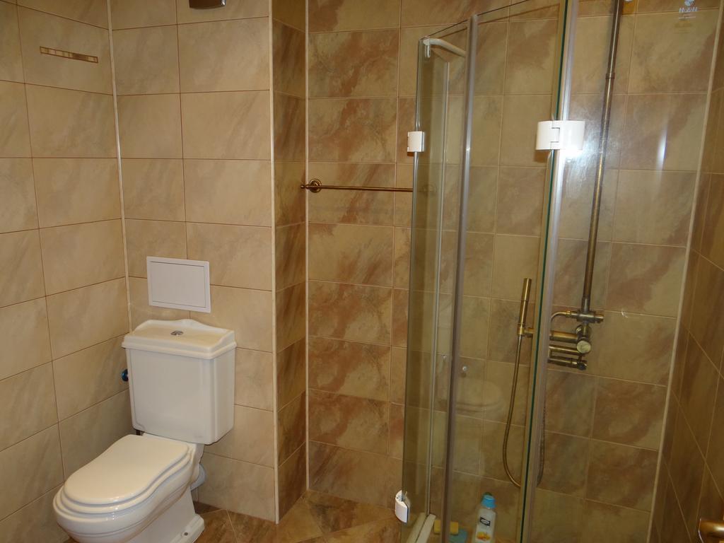 Luxury Versailles Apartments Center Opera Burgas Esterno foto