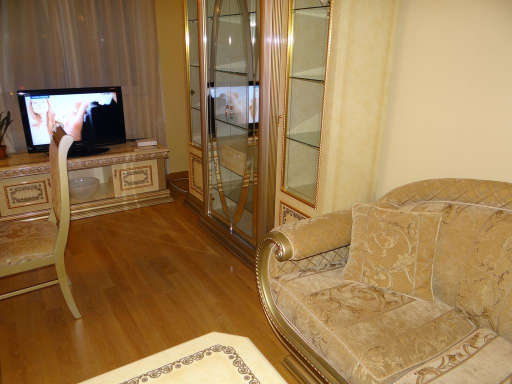 Luxury Versailles Apartments Center Opera Burgas Esterno foto