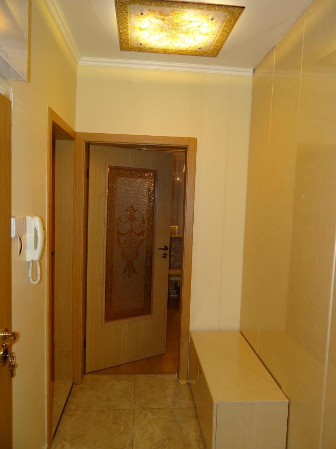 Luxury Versailles Apartments Center Opera Burgas Esterno foto
